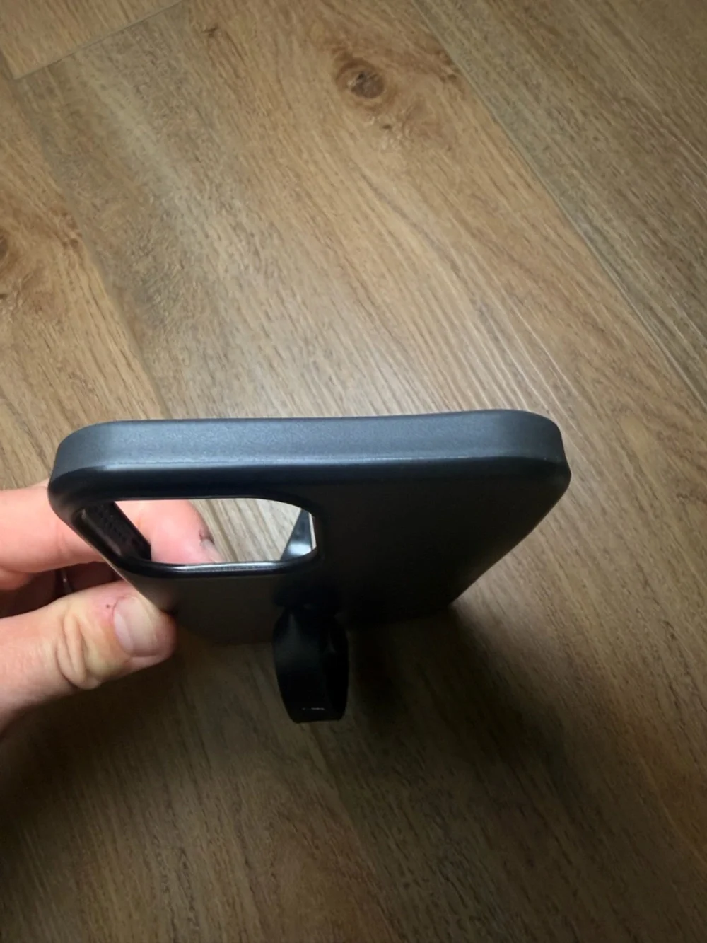 Loopy Case sleek loopy